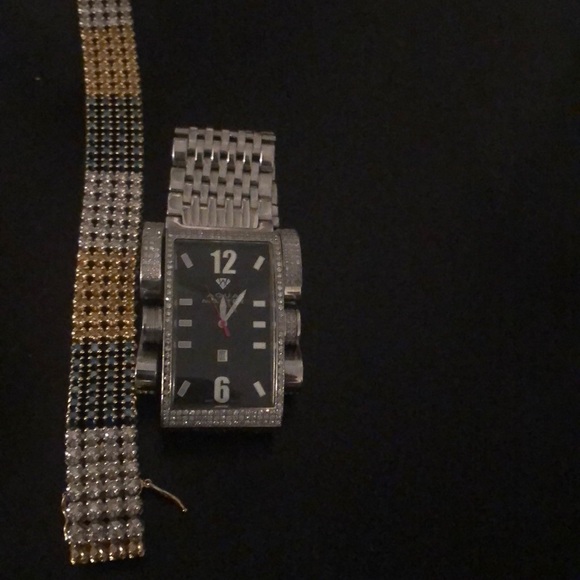 Meet your Posher, Tyrone - Picture 1 of 1